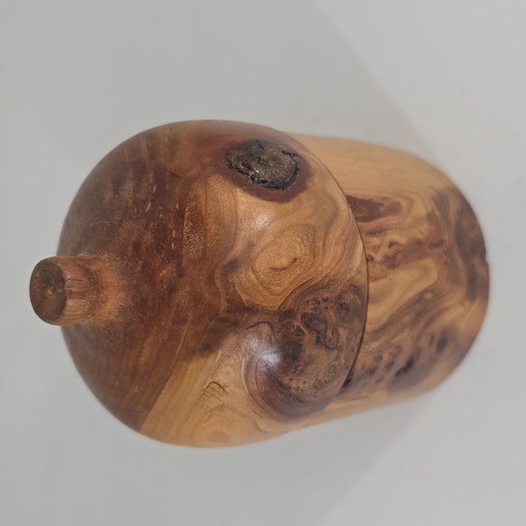 Spice storageJewelry box hand turned. Beautiful black cherry burl.